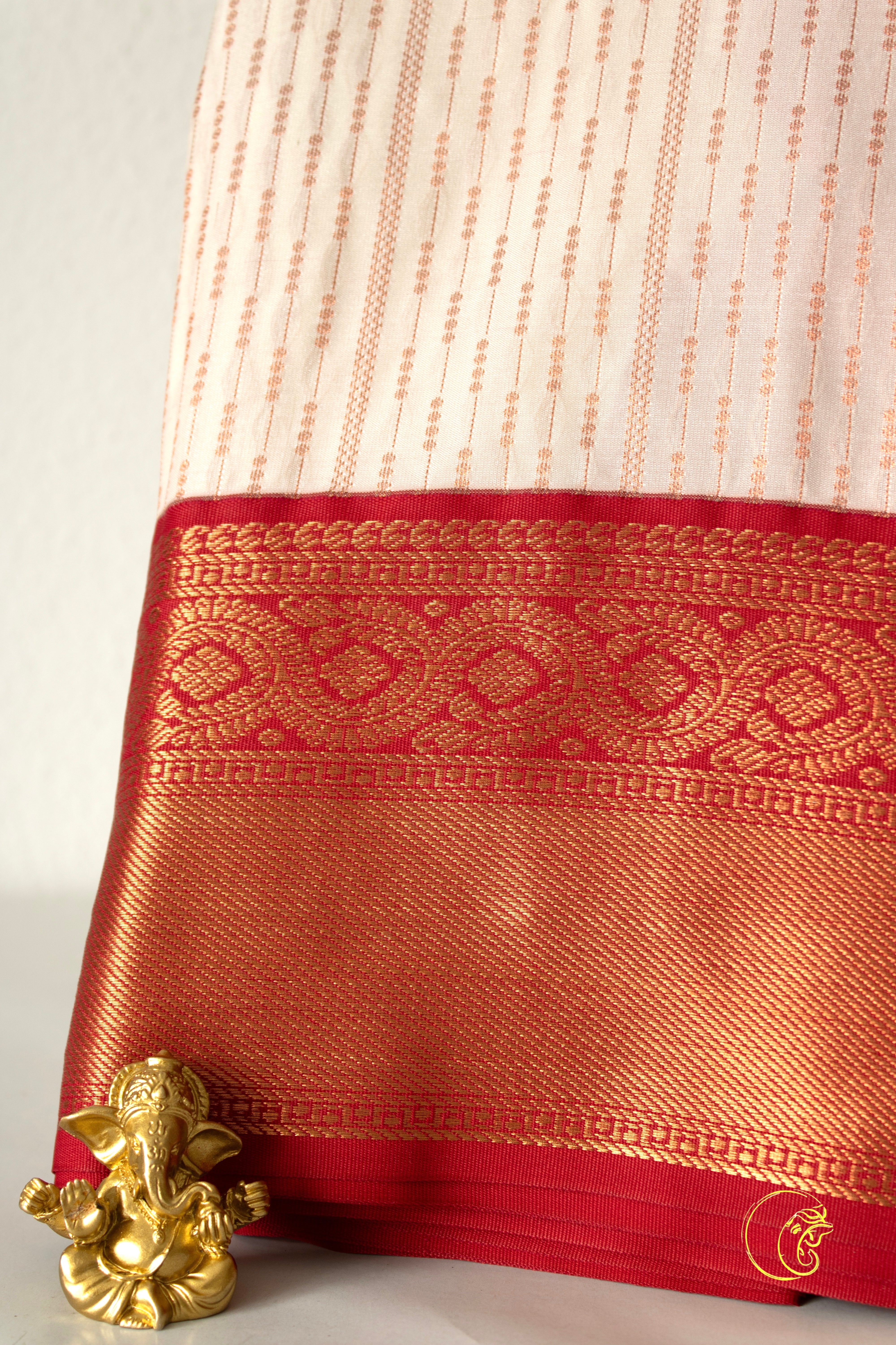 Off White & Red SemiKanchi Saree