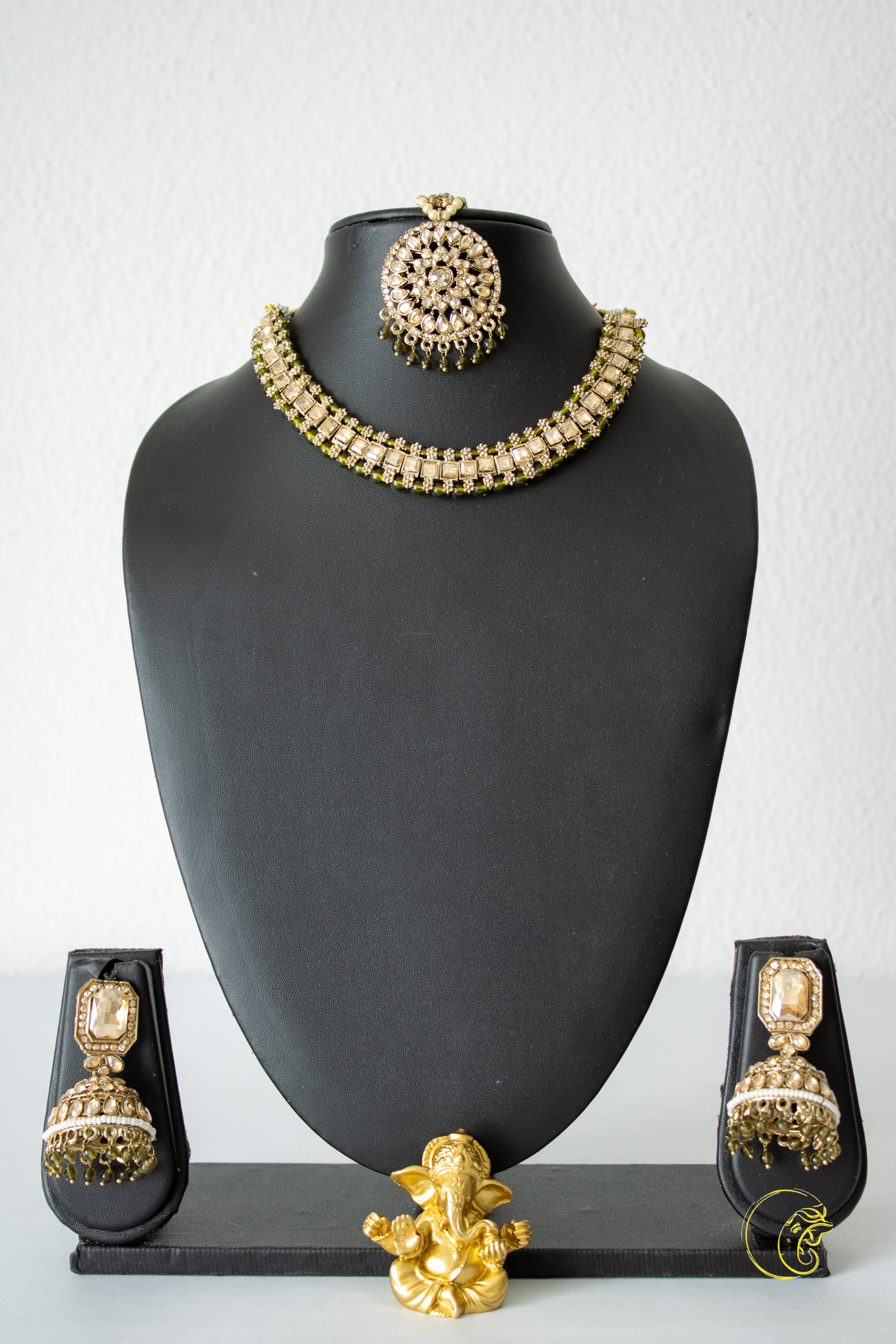 Necklace Set