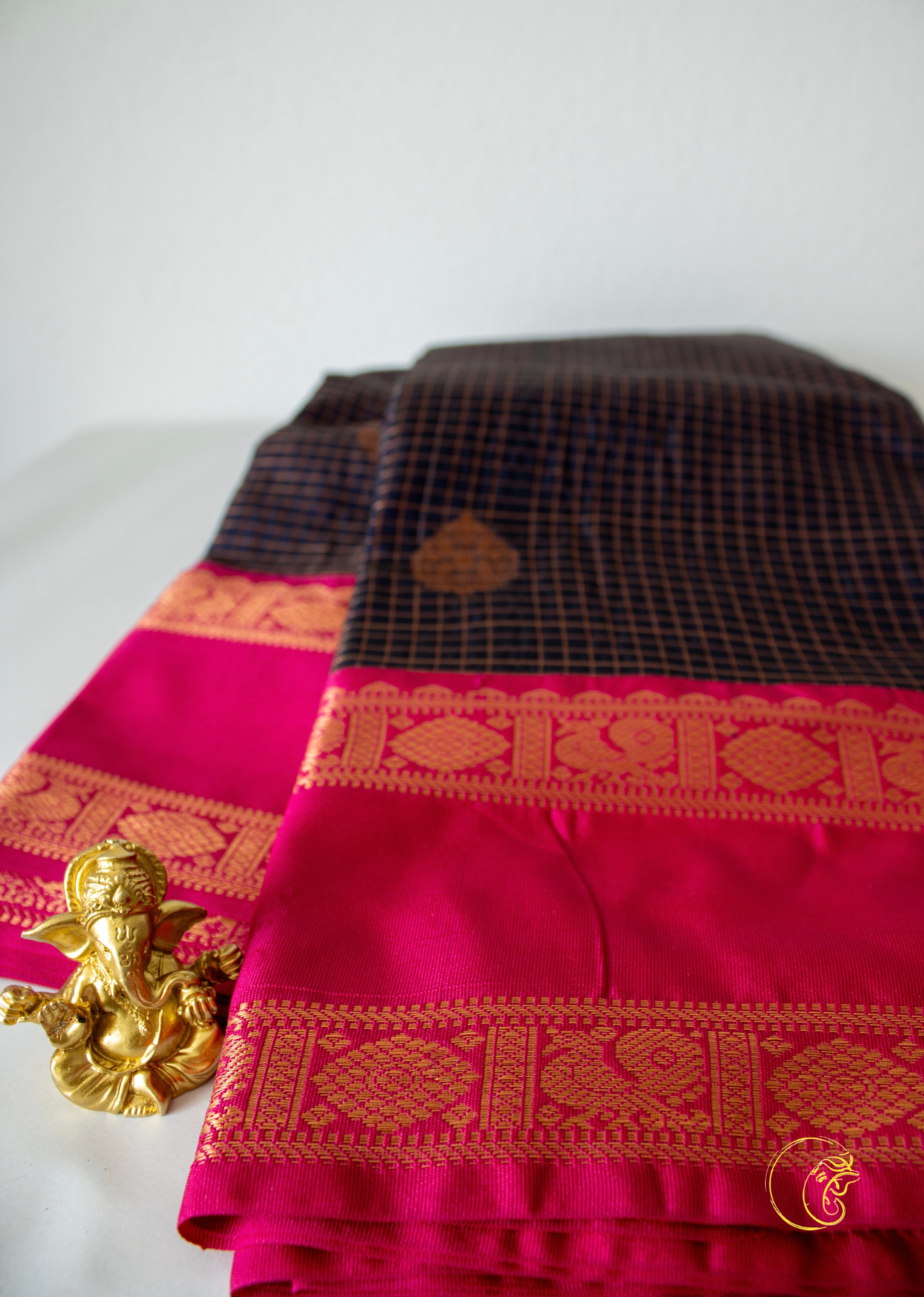 DarkBlue & Magenta SemiKanchi Saree (Kattam)