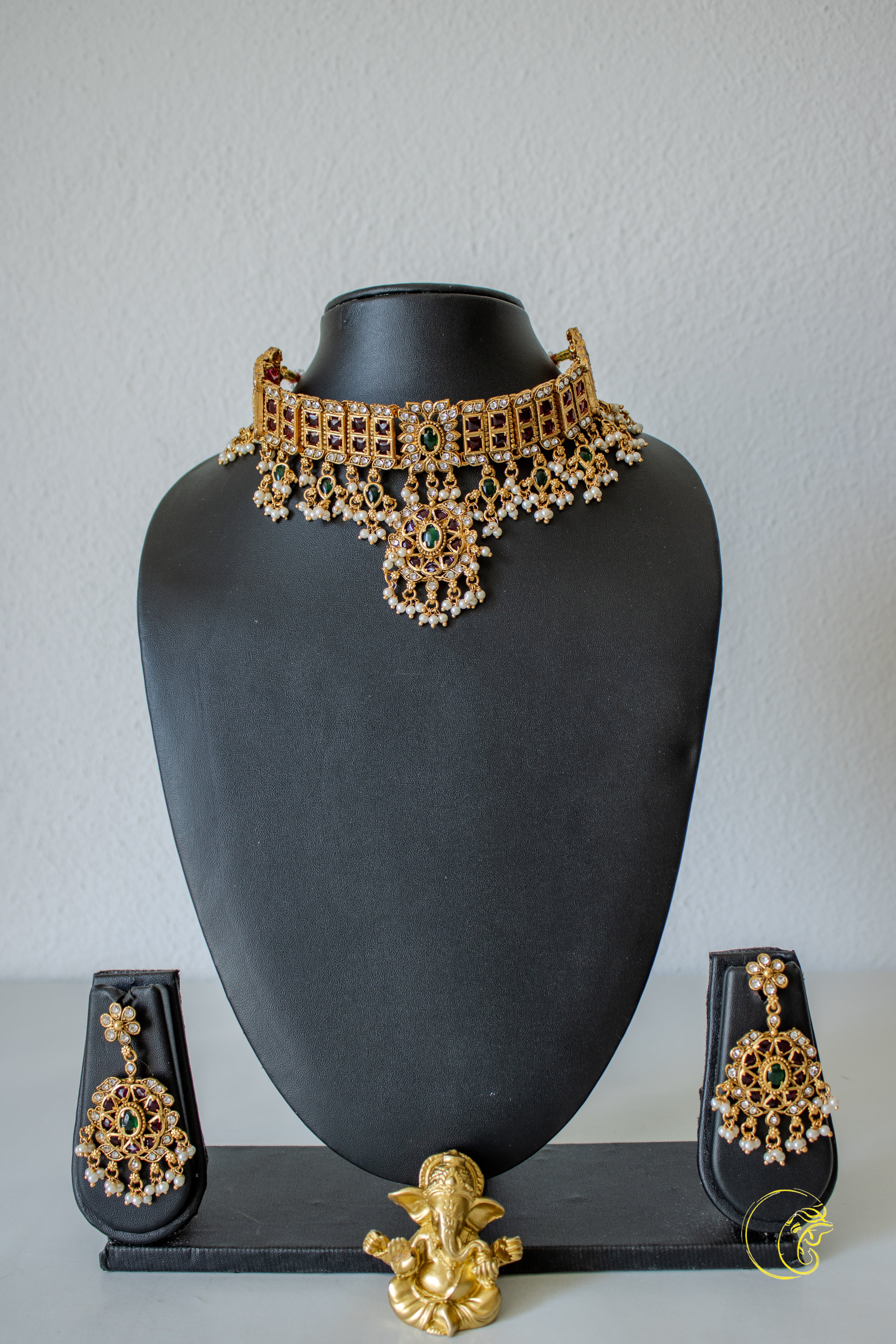 Necklace Set