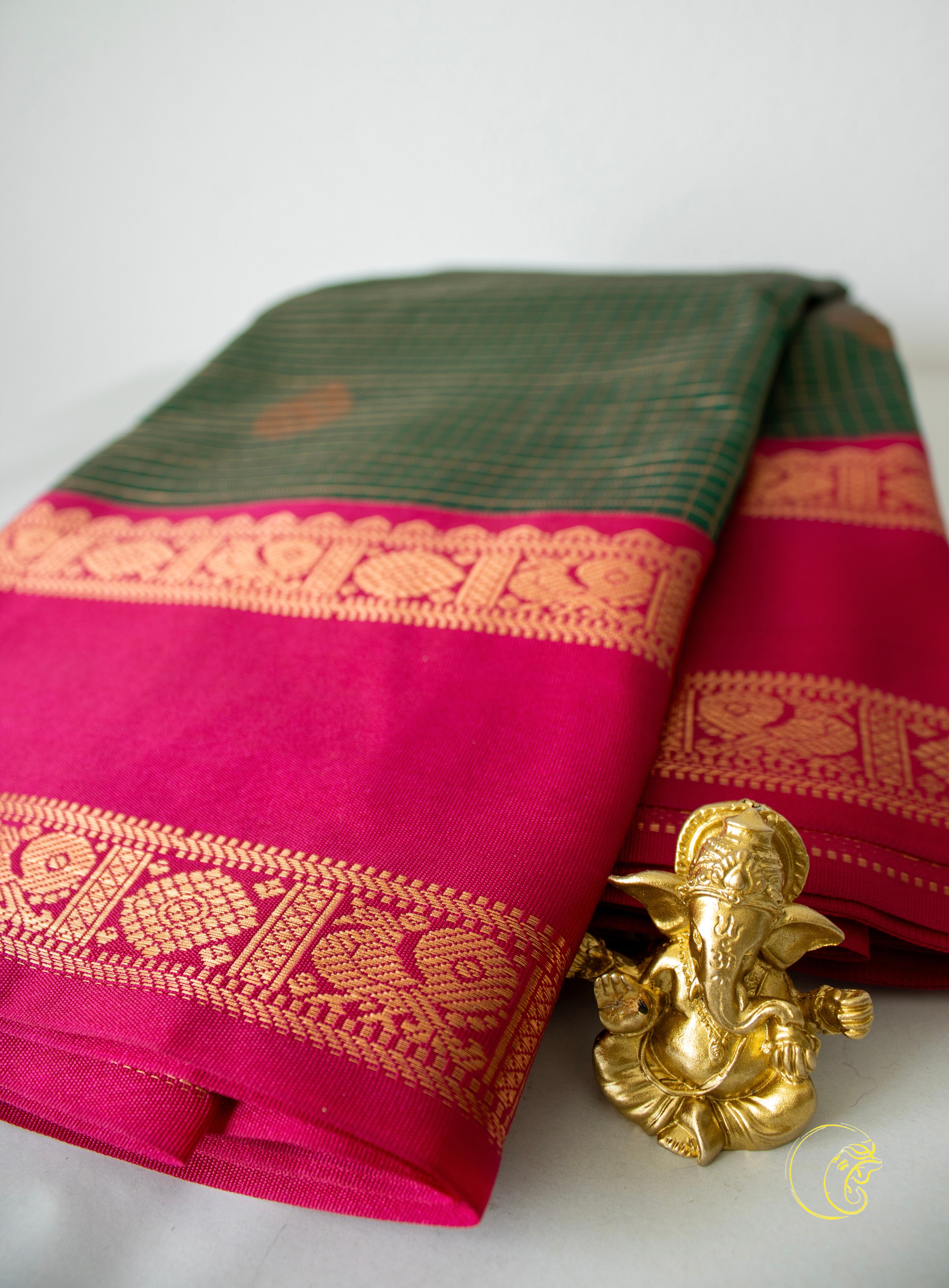 Green & Magenta SemiKanchi Saree (Kattam)