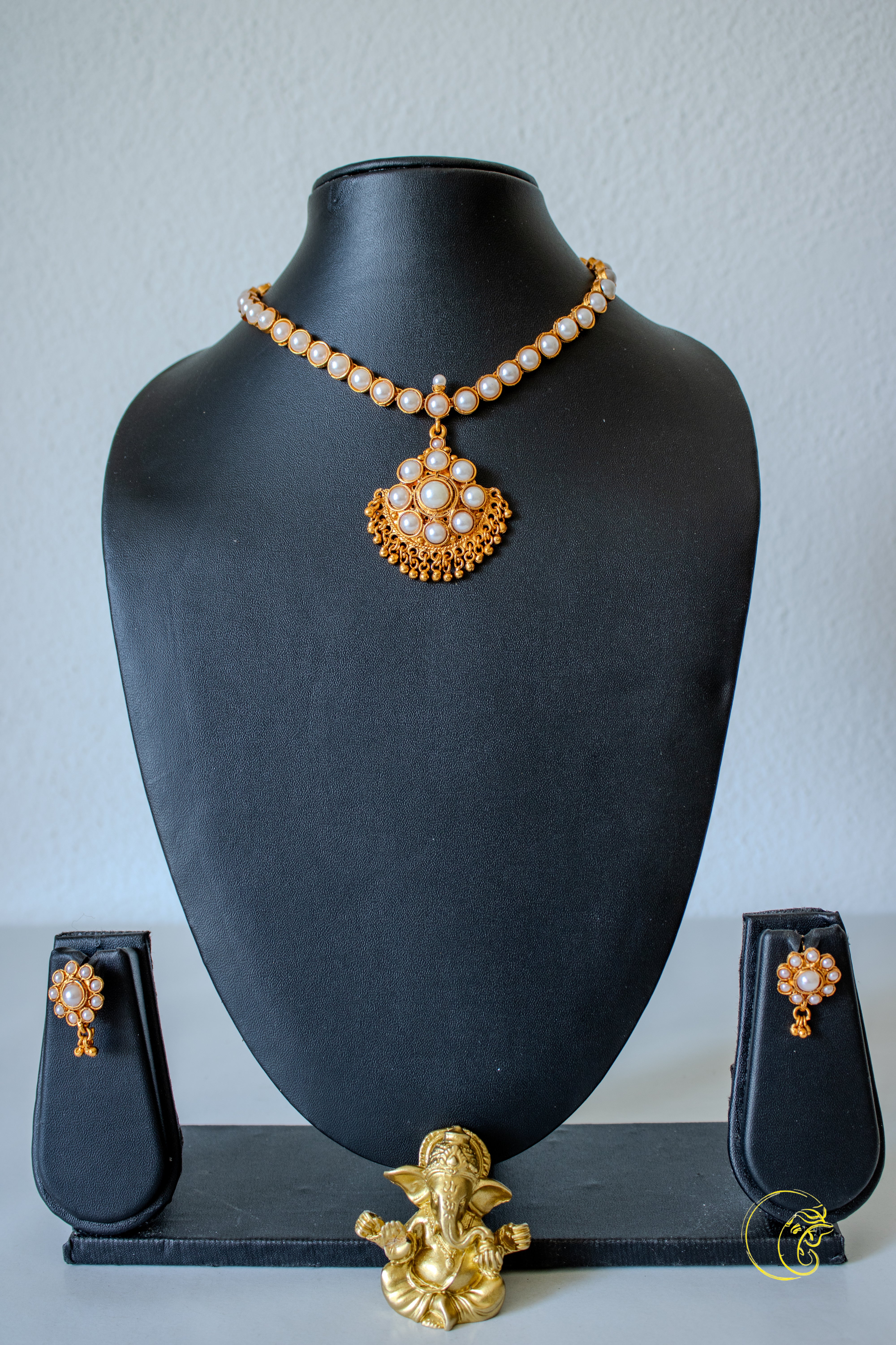 Necklace Set