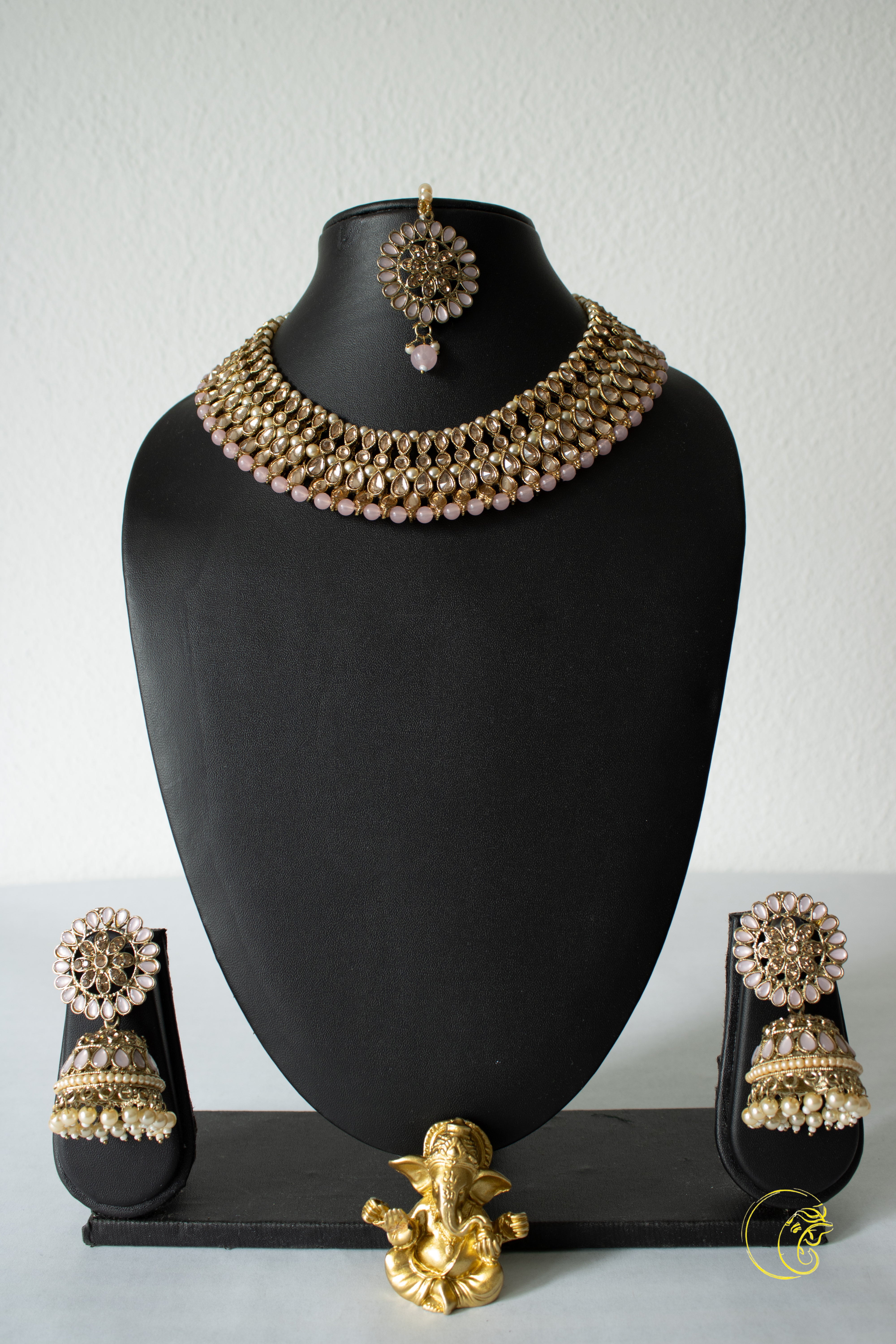 Necklace Set